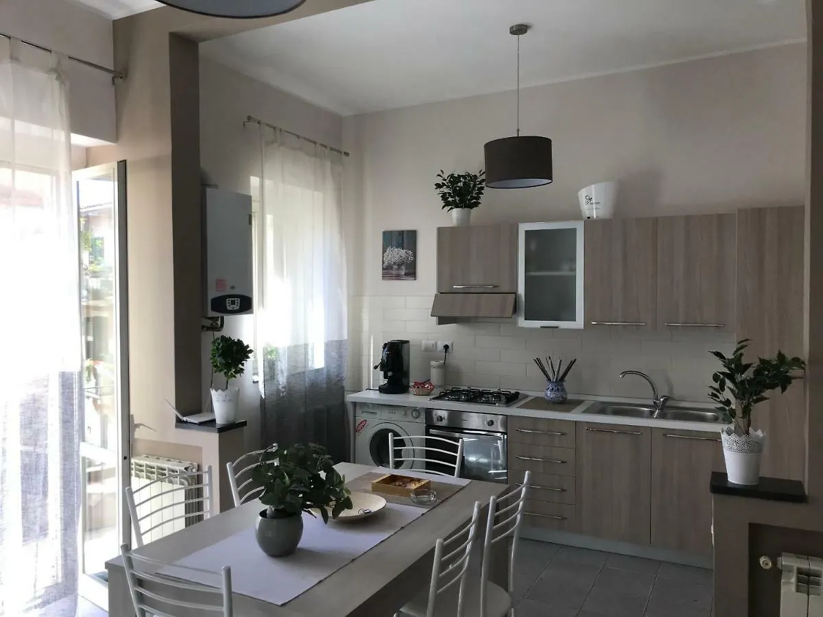 Casa Elodie Taormina 0*,